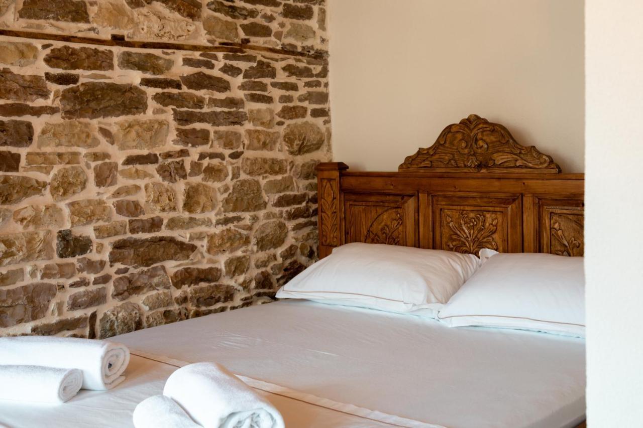 Hotel Sarajet 1821 Gjirokastra Zewnętrze zdjęcie